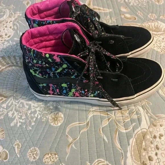 Vans- “off the wall “ worlds #1 skateboard shoe - Picture 2 of 8